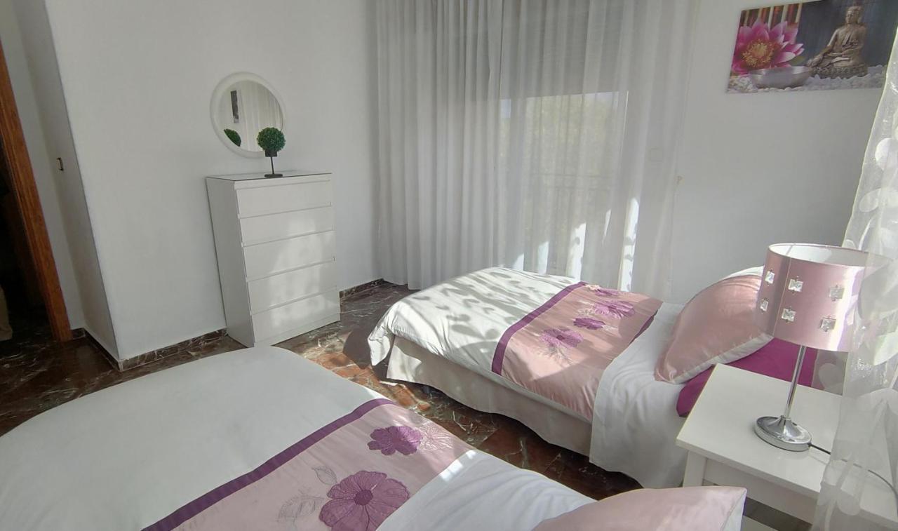 Amplio Apartamento Familiar De 3 Dormitorios En La Zubia Granada A Un Paso De La Alhambra Y Sierra Nevada ภายนอก รูปภาพ